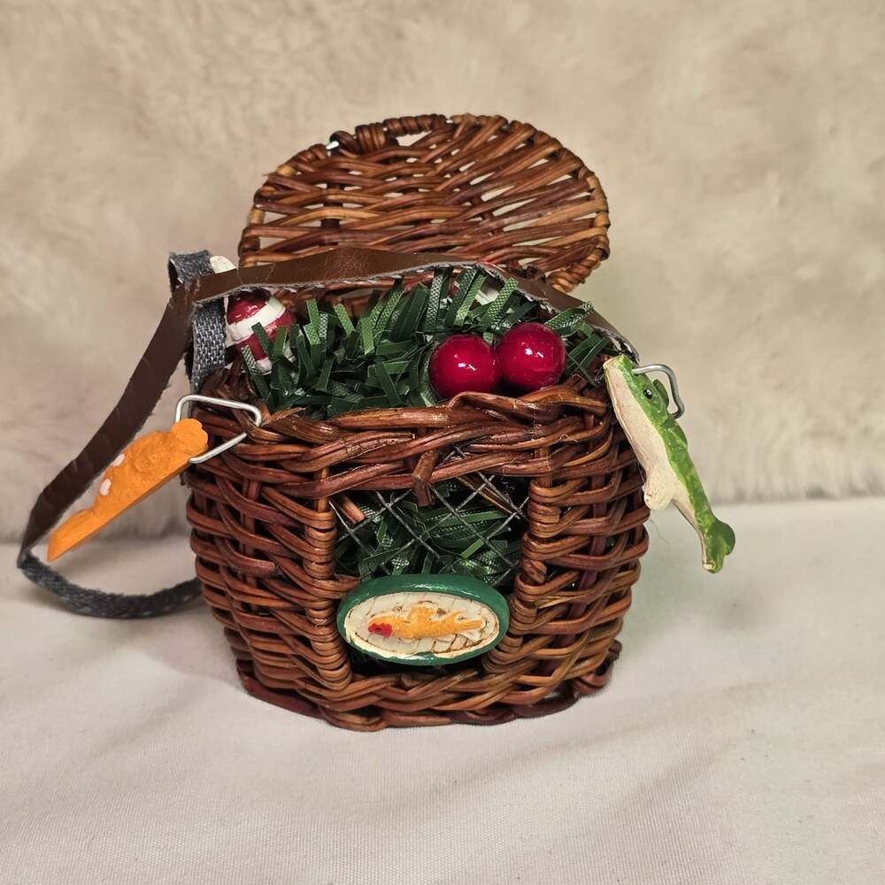 Mini Wicker Fishing Creel Basket Ornament Rustic Lodge Cabin Fisherman Christmas